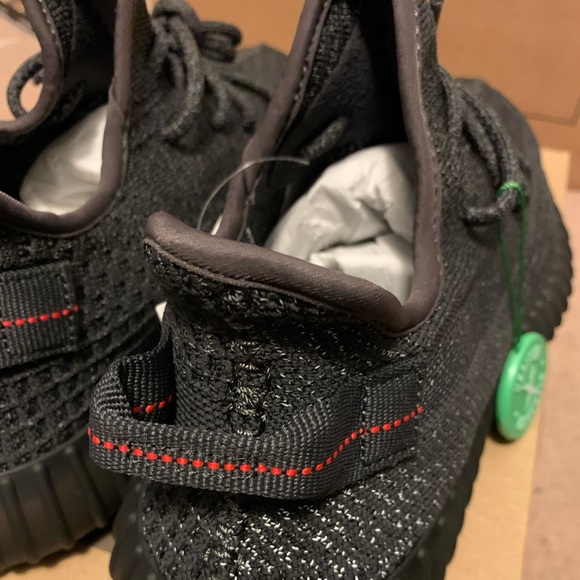 Yeezy Boost 350 V2 Reflective Black Sz 8.5 - Picture 3 of 8